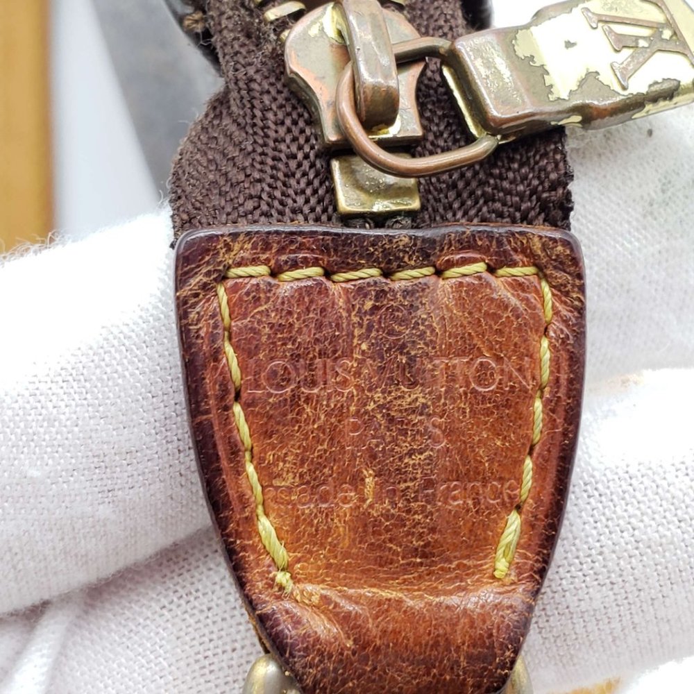 Auth Louis Vuitton Monogram Pochette Shoulder Bag - Picture 13 of 16